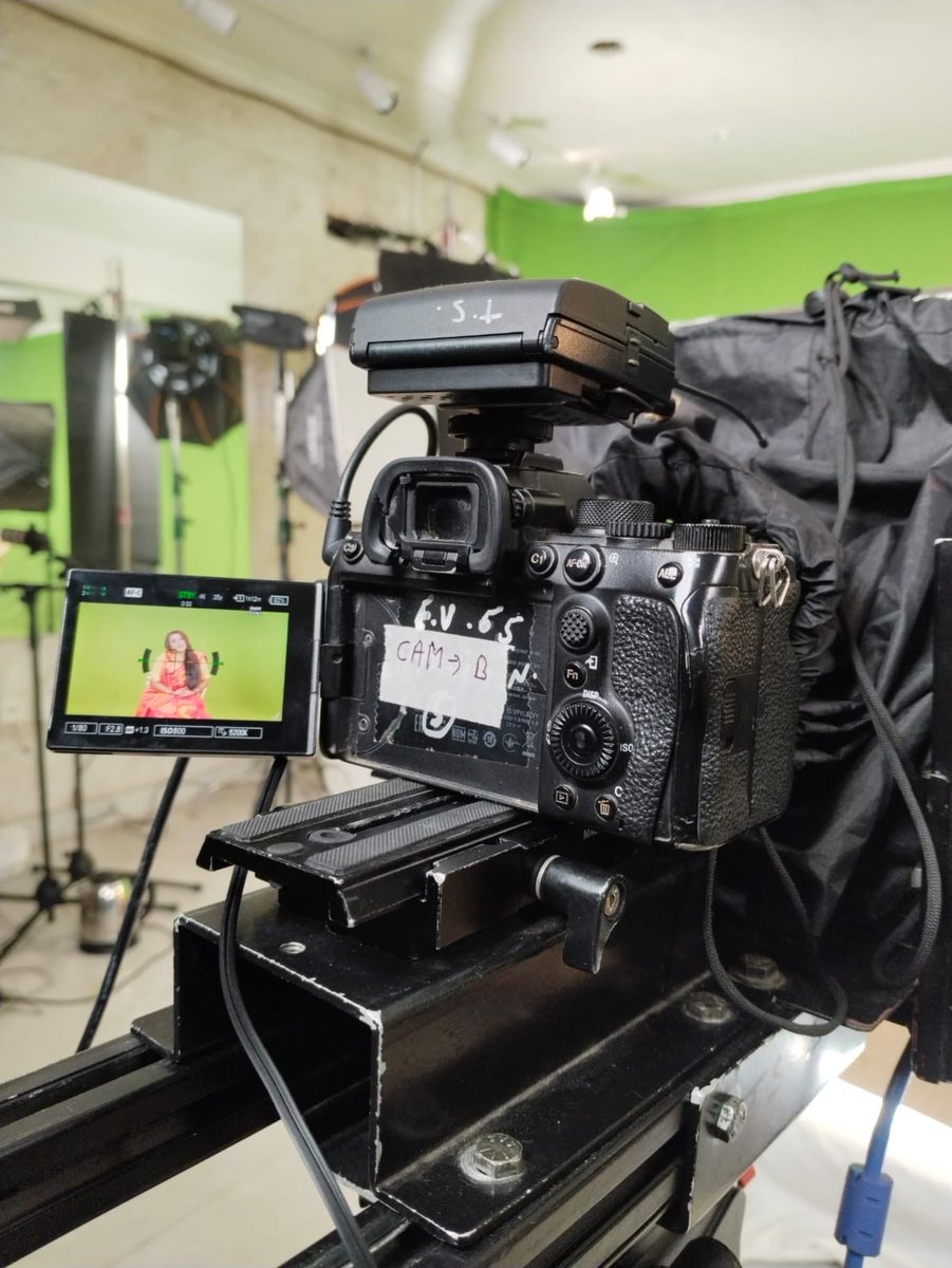 TeleprompterSo2's tweet image. Podcast setup delivered with Green Chroma, camera, and teleprompter for smooth and professional recordings.

#PodcastSetup #Teleprompter #GreenChroma
