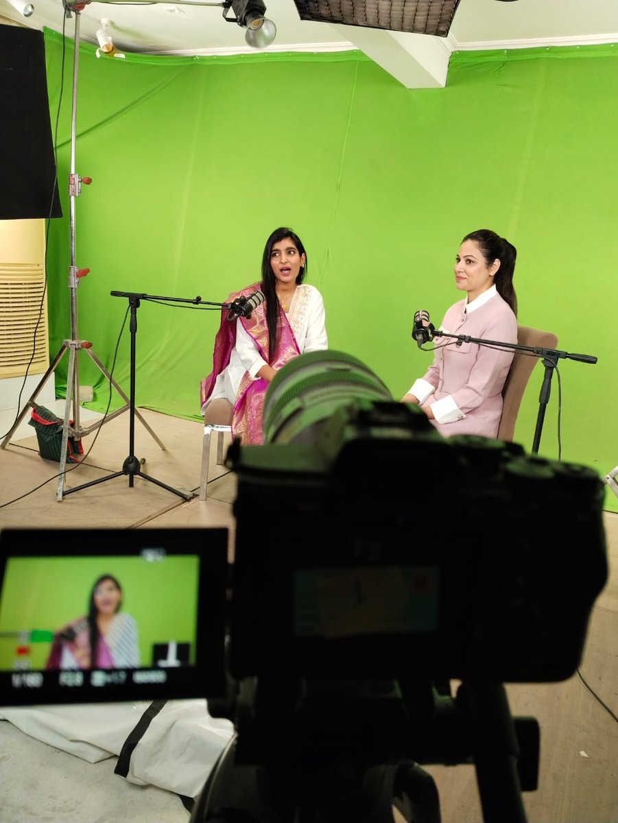 TeleprompterSo2's tweet image. Podcast setup delivered with Green Chroma, camera, and teleprompter for smooth and professional recordings.

#PodcastSetup #Teleprompter #GreenChroma