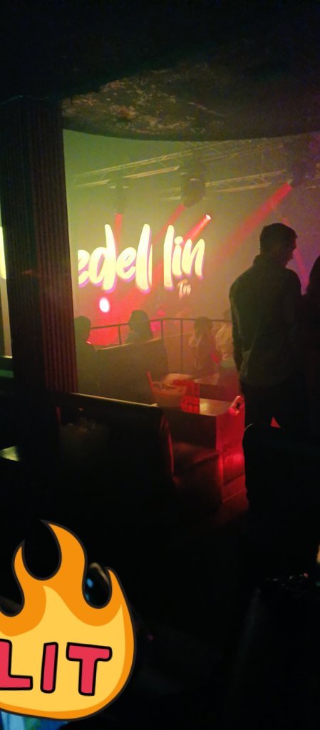 TRC pareja tweet media