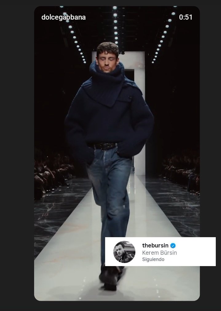 Like de kerem 
Al desfile de <a href="/dolcegabbana/">Dolce&Gabbana</a> 
#KeremBürsin