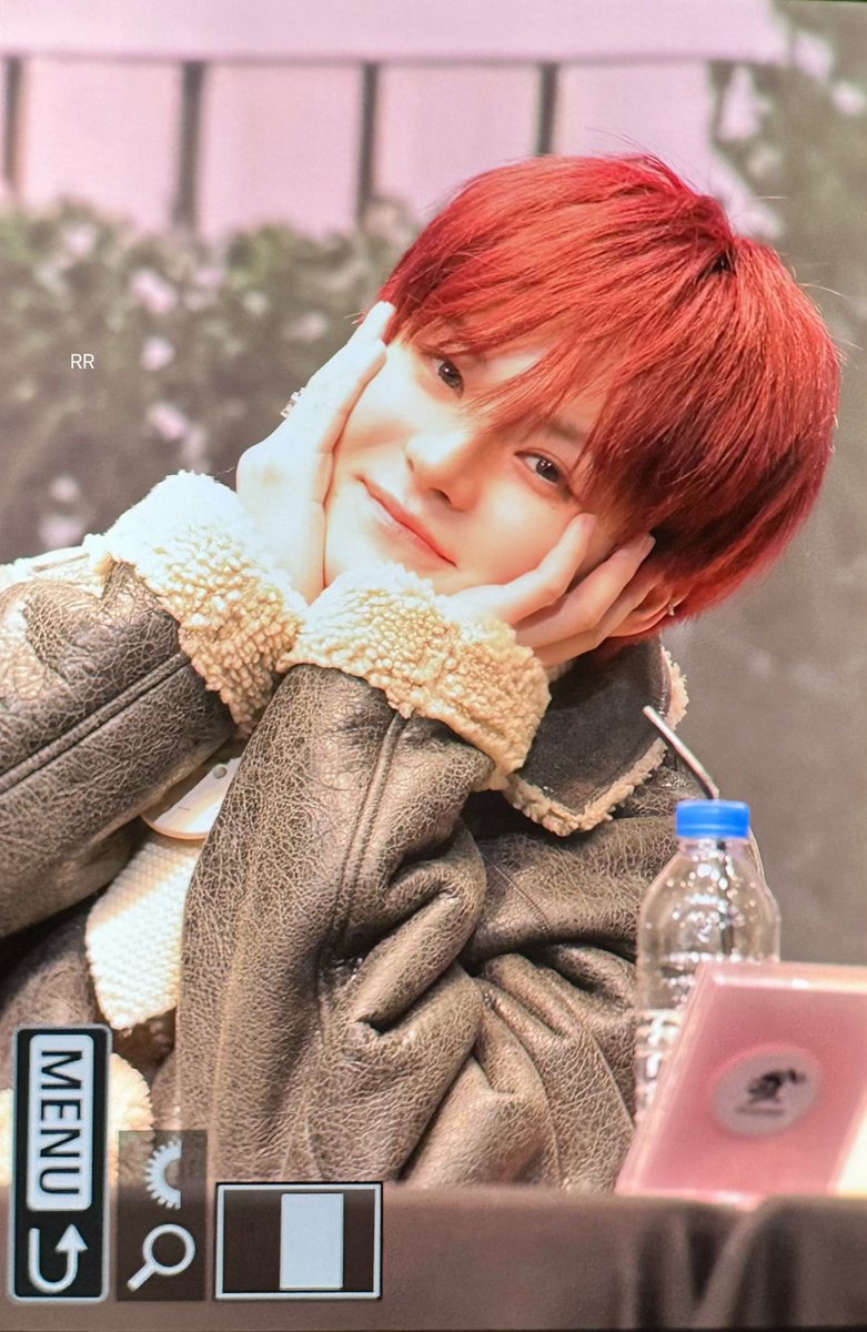 rlwjr_33's tweet image. 260118 대면팬싸

김요시 너 잔짜 귀엽다

#트레저 #요시 #TREASURE #YOSHI #ヨシ