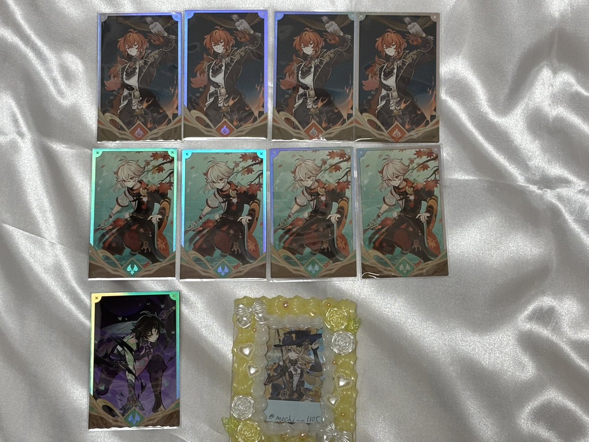 mochi__1105's tweet image. 原神 韓国カフェ 七聖召喚 カード 交換 買取 譲渡

求：ナヴィアor350/枚＋送料

譲：画像1~6

交換、譲渡優劣なし
条件は7枚目にあります
譲渡はお声掛け重なる場合ある程度まとめてお迎え可能な方を優先します
検索よりお気軽にお声掛け下さい✧