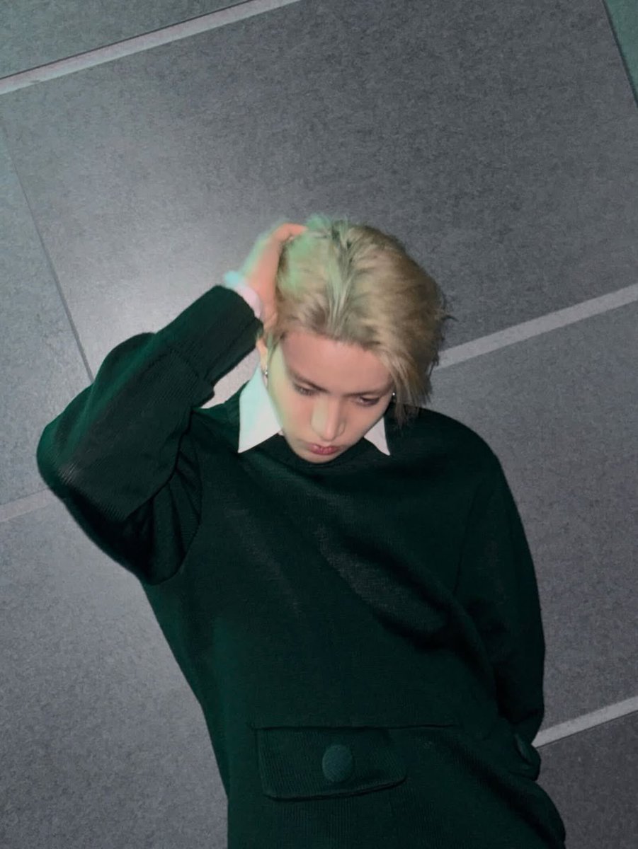 hourlylhs's tweet image. 📸 #HEESEUNG