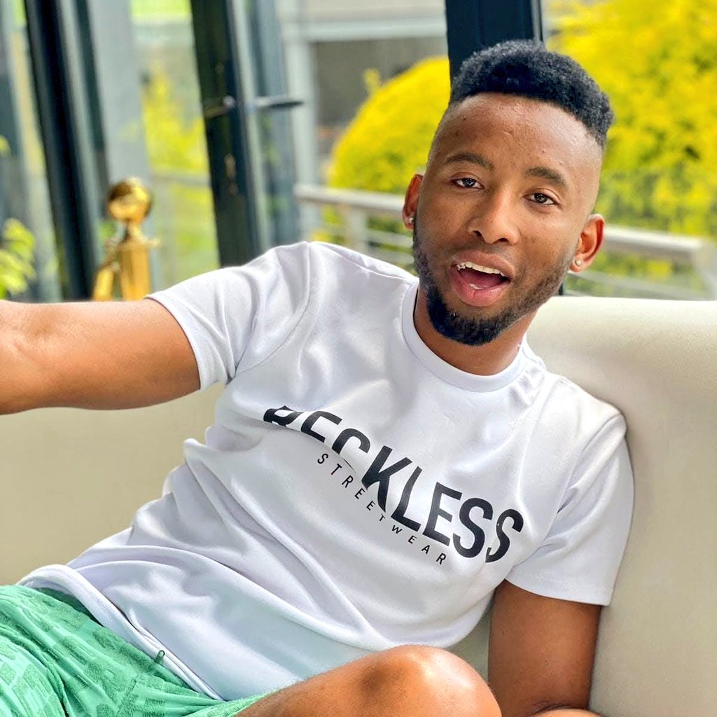 ZAMIE/KHAYAA🥂🍾🏳️‍🌈💐❤️💅XHOSA 👌 tweet media