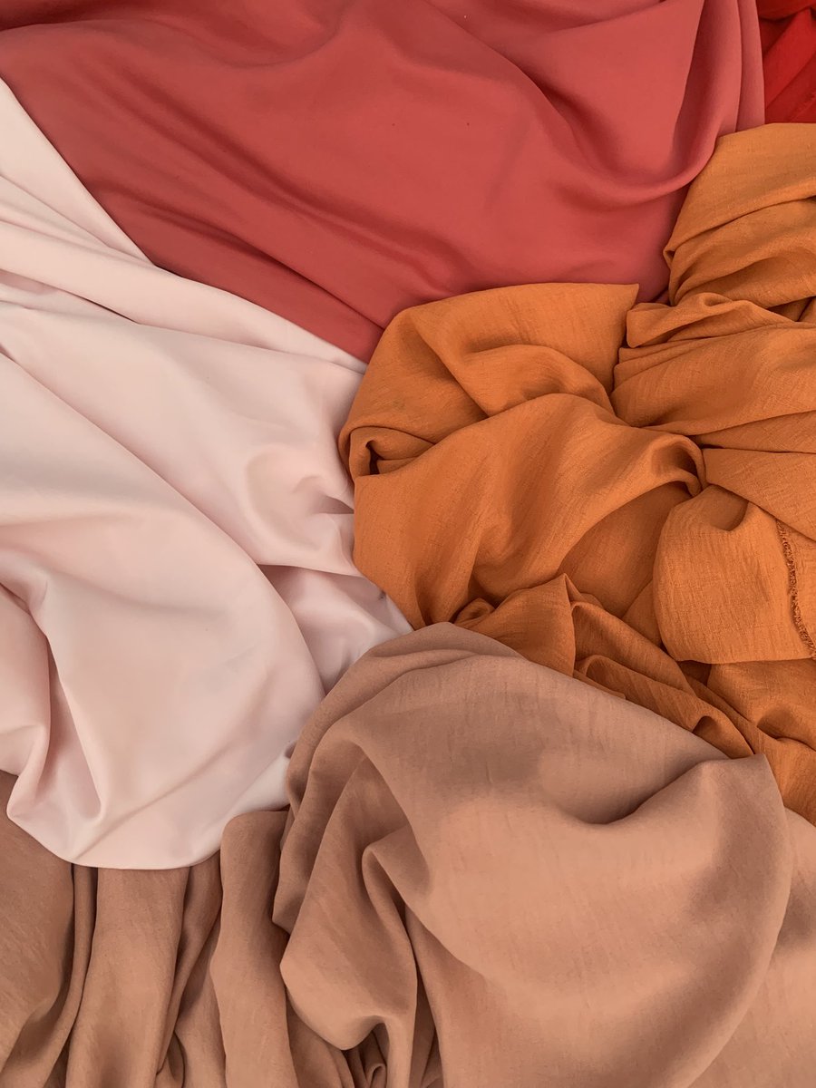 MDee_Collection's tweet photo. We have beautiful plain fabrics available 
Comes in multiple colors. Send a dm now https://t.co/eE7MDzaadd