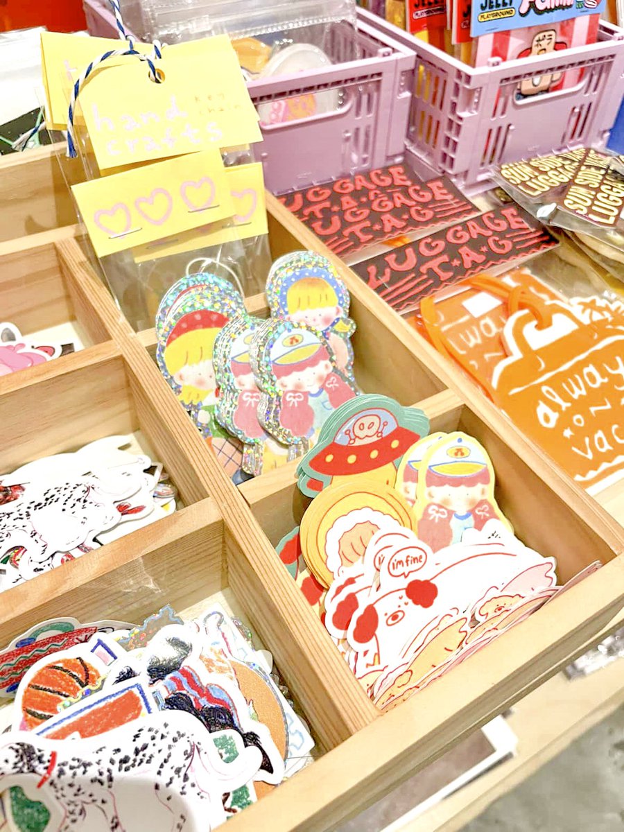 สินค้าบางส่วนที่เอาไปวาง spacebar ค่า แวะไปช้อปปิ้งได้🫶🥺