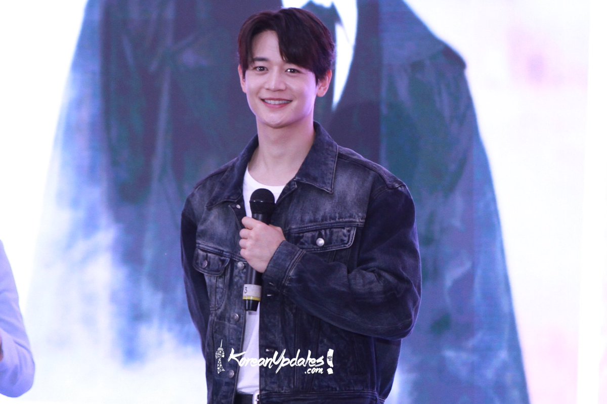 KoreanUpdates's tweet image. #MINHO of SHINee at KOREA 360 Meet &amp;amp; Greet in Jakarta today.

#민호 #KoreanUpdates