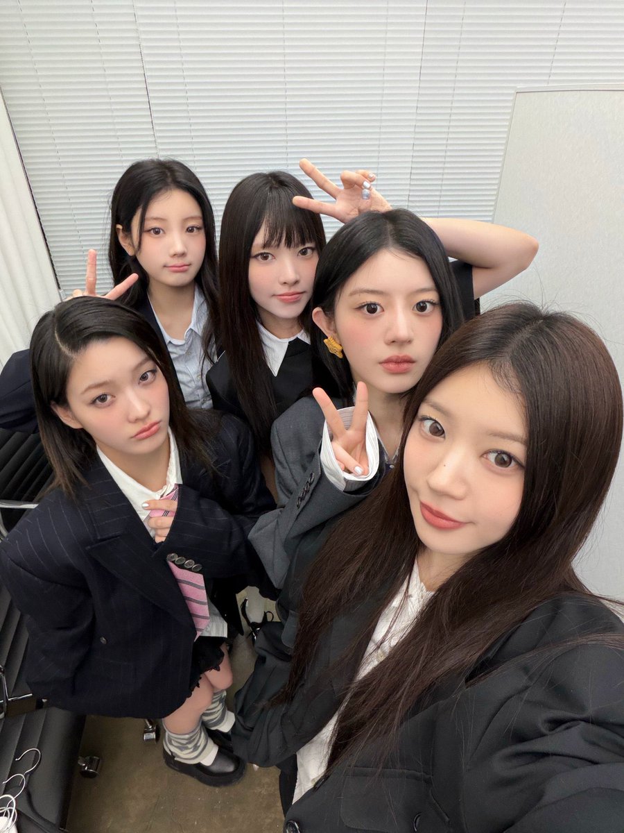 illitupdates's tweet image. GLLITz, we still have chances to give #ILLIT and NOT CUTE ANYMORE a win on Inkigayo and another on Music Core! The tracking period is still ongoing, so every vote and stream counts!

🚨 Stream the MV and collect on voting apps (Mubeat and Higher) 

#아일릿 @ILLIT_official