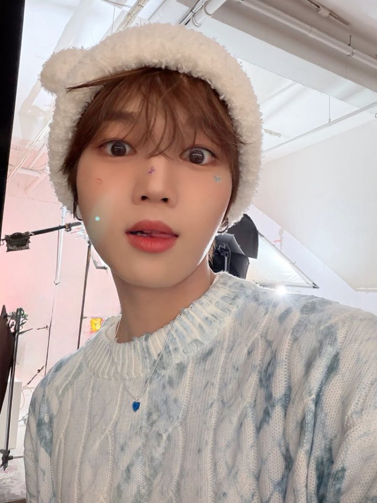 YOUNITE_twt's tweet image. 팬콘에서 만나쟈아아 🩵🩷

#은호 #EUNHO