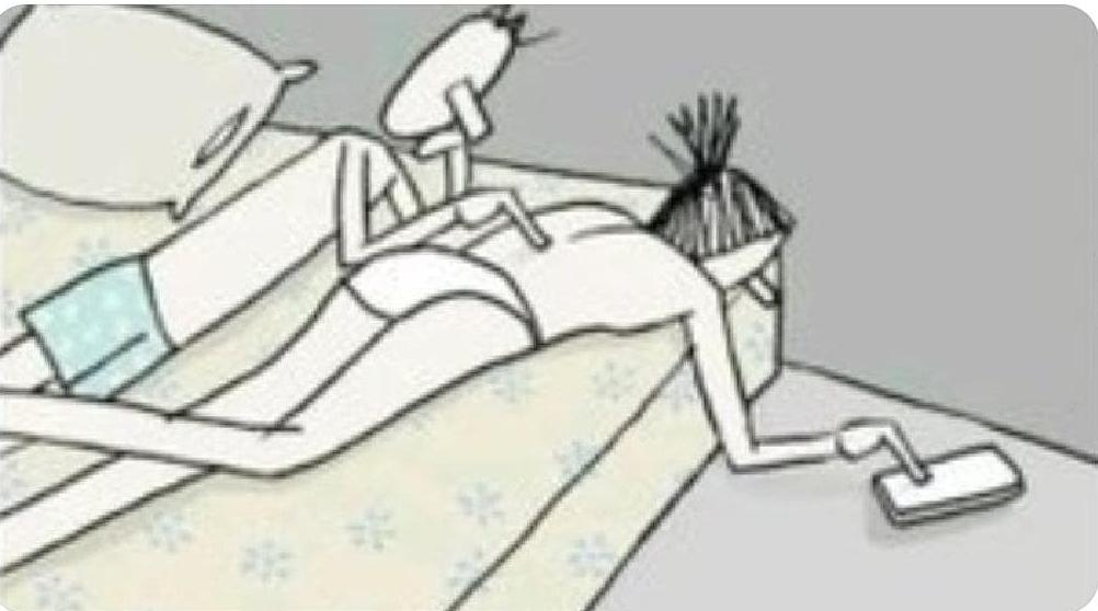 Kieni_vic's tweet image. "Mwambie uko kanisa huwezi receive calls zake"