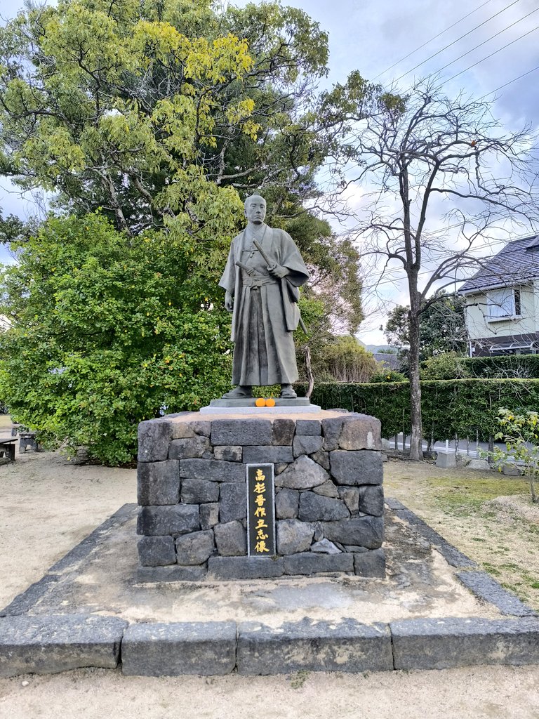 aki_yangon's tweet photo. 2025/12/31
📍山口県(萩)
JR九州とJR西日本の境
山口県は海がめっちゃキレイ
大晦日でしたが少し観光できた
お世話になったお宿バイクヤノニカイで年越し蕎麦や日本酒などなど沢山頂く
とっても素敵なオーナーさんでオススメです https://t.co/SQUbTcYJgz