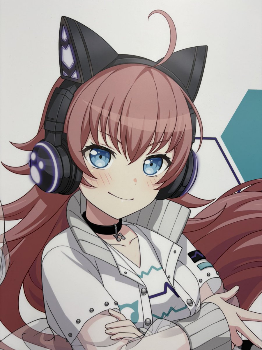 ascalapha1's tweet image. Saw pareo in person today and tweaked in the store. Thank you to the person who took a pic of me with her!!!