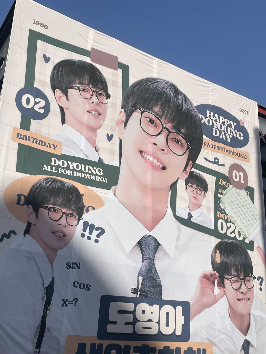 back_415's tweet image. 오마갓 1년전이라니