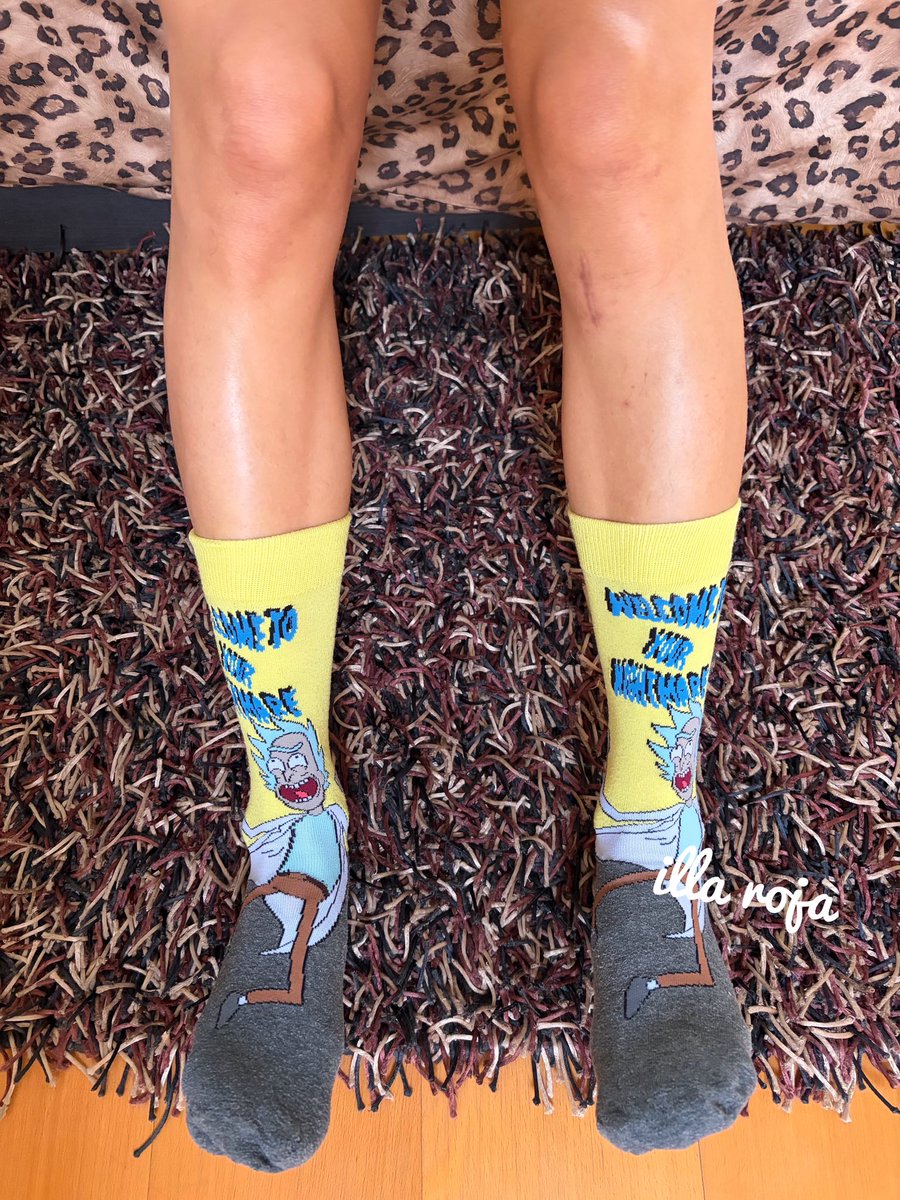 Que tal se ven mis calcetines? A mi mujer no le molan demasiado, dice que son infantiles.. con lo divertidos que son! Tengo una mini colección 🤪