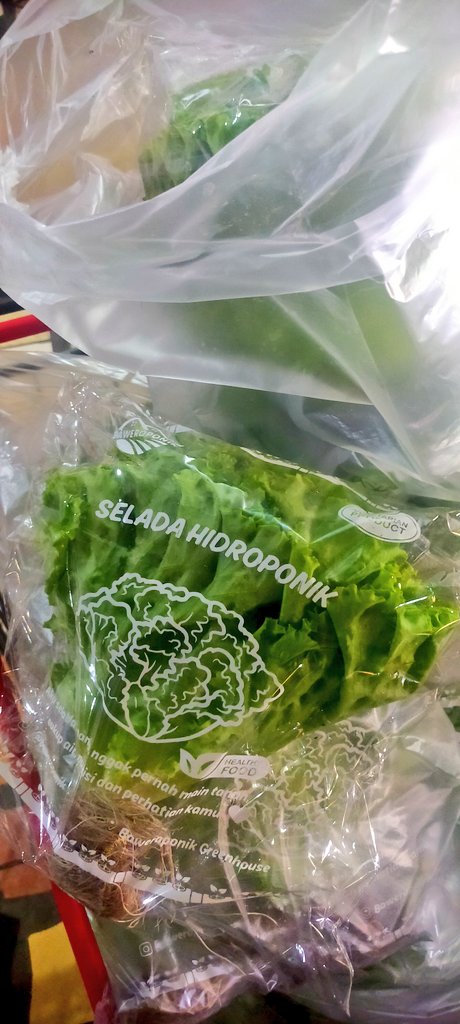 ydhtama's tweet image. Jangan kejar semua orang, umkm naik kelas bukan karena viral, umkm naik kelas karena repeat order. Jadi rawatlah pelanggan walaupun sedikit.