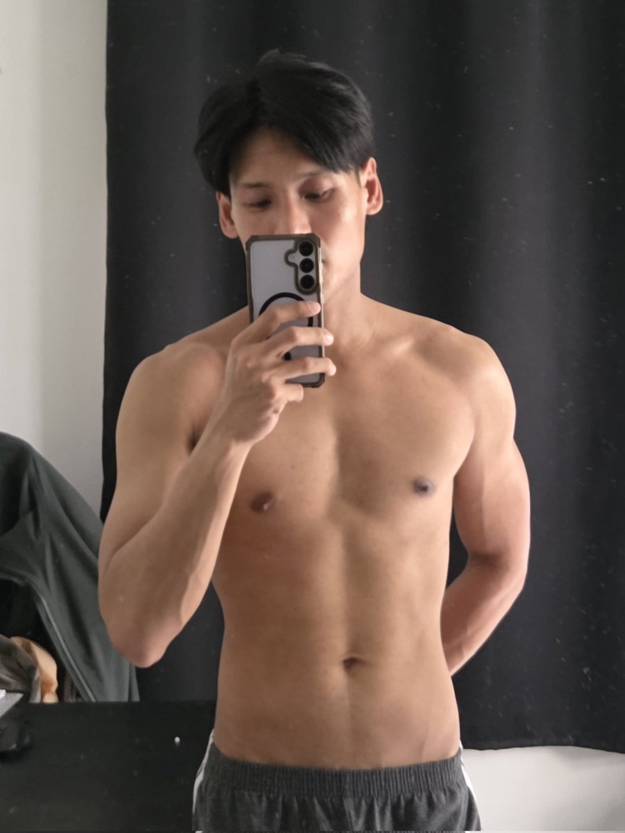 กล้ามใหญ่กี่โมง