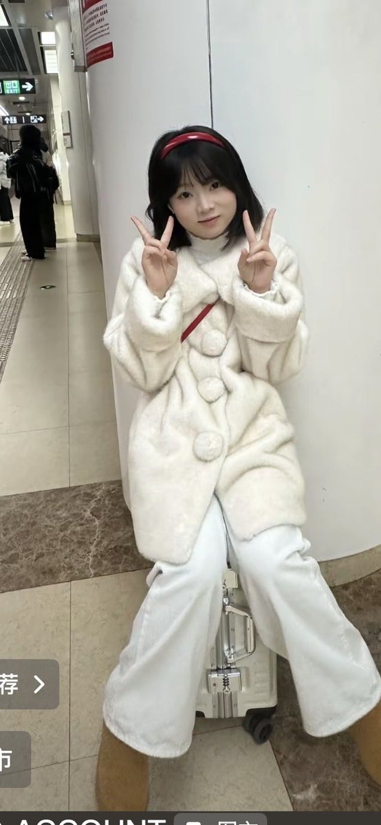 jdjsbb1251439's tweet photo. 骚逼黄丽红 https://t.co/xRbpNKI11E