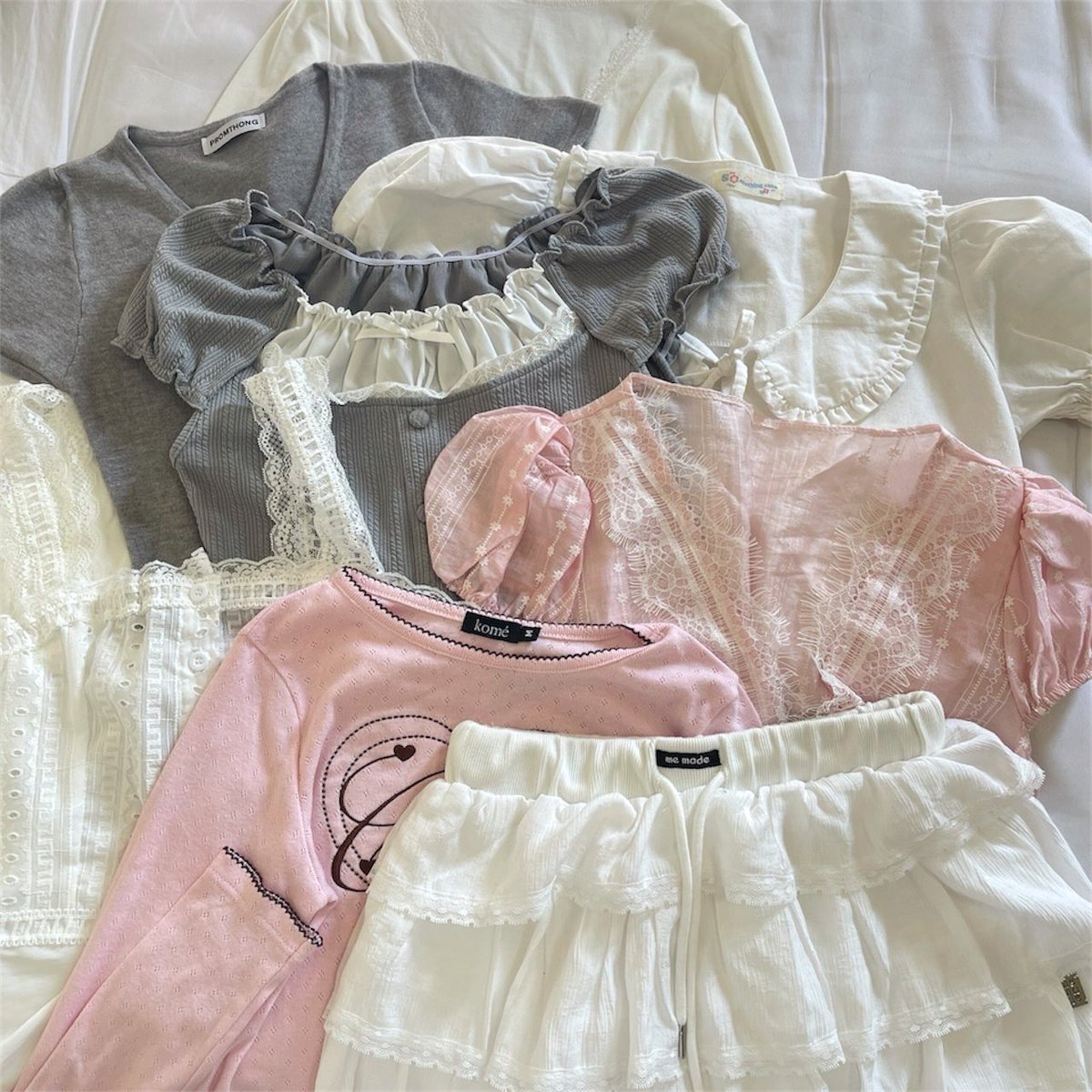 d3cemberaun's tweet image. ૮ • ﻌ - ა Hi Hi 🍀💭
ลงของพรุ่งนี้ (19/01) 21.00 น.

╸♡̶ส่งต่อเสื้อผ้า งานIG กระโปรง กางเกง

  ✮ shipping 1-3ตัว 40.- 3ตัวขึ้นไป 45.-

รีทวิต + ปัก + ฟอล ลด5.-  🍥🍪

#ส่งต่อ #ส่งต่อเสื้อผ้ามือสอง #เสื้อผ้ามือสอง #ส่งต่อเสื้อผ้า #ส่งต่อกระเป๋า #กระเป๋ามือสอง