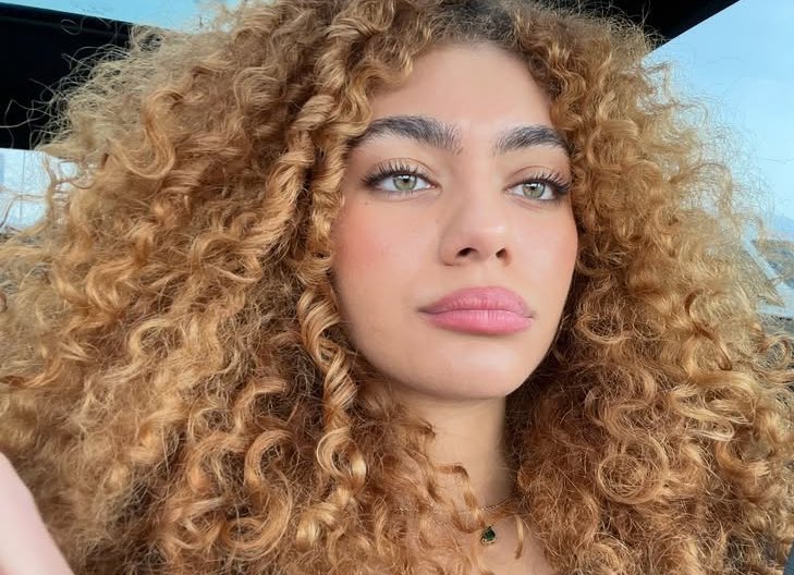 lesbianilya's tweet image. let’s all appreciate the prettiest woman ever