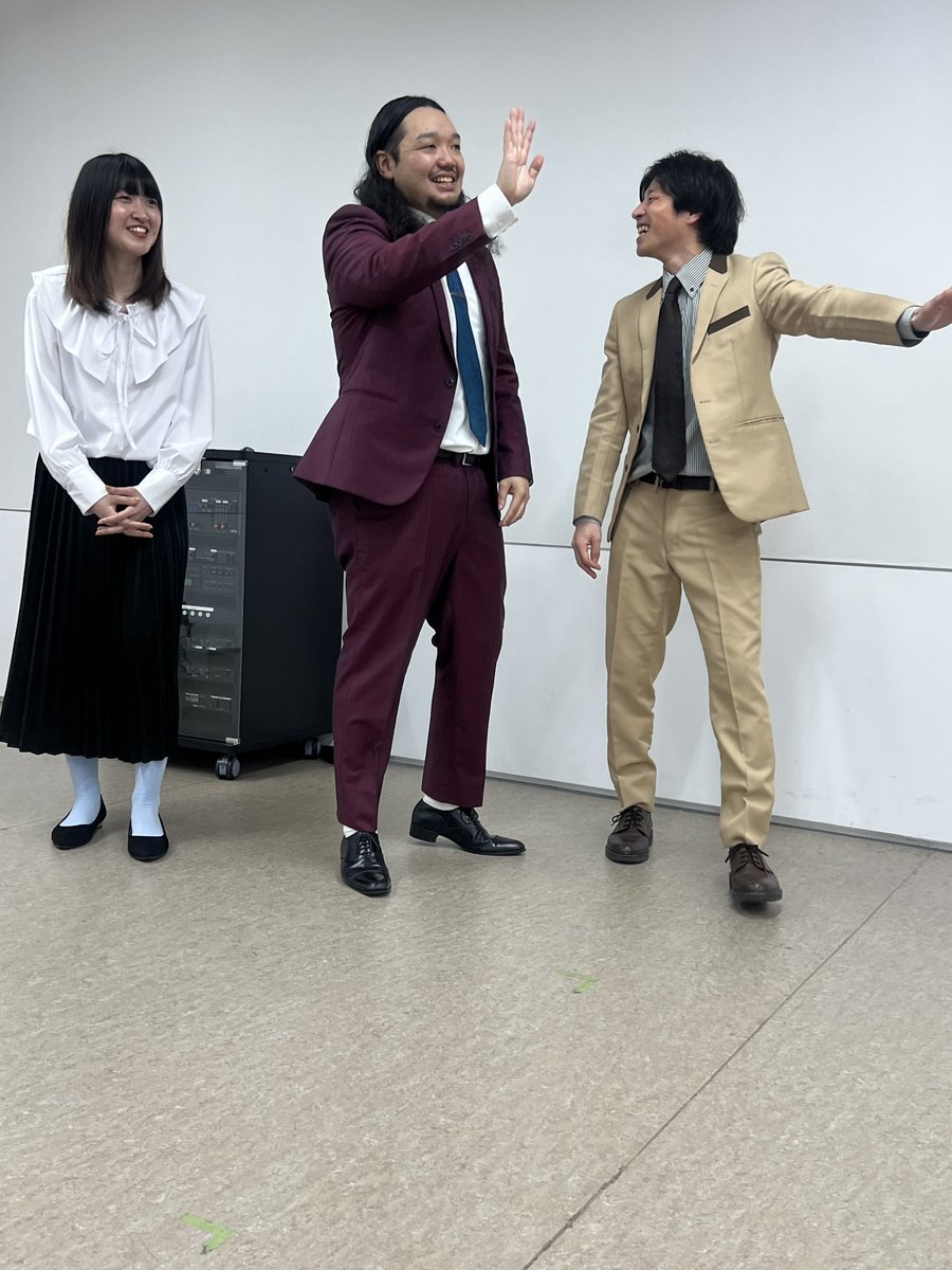 yusara0521's tweet photo. 2026.1.18 14:00開演 配信なし

狂育

インテイク、グラム、つめたいごはんのスリーマンライブ

初めてのセシオン杉並だったけど〇芸を思い出す感じでなんか良かった
3組とも2本目が好きでした！
特にグラムさんのネタはアレをレンタルという発想がなかったからめちゃくちゃ笑った🤣 https://t.co/y5TO7bSb8P