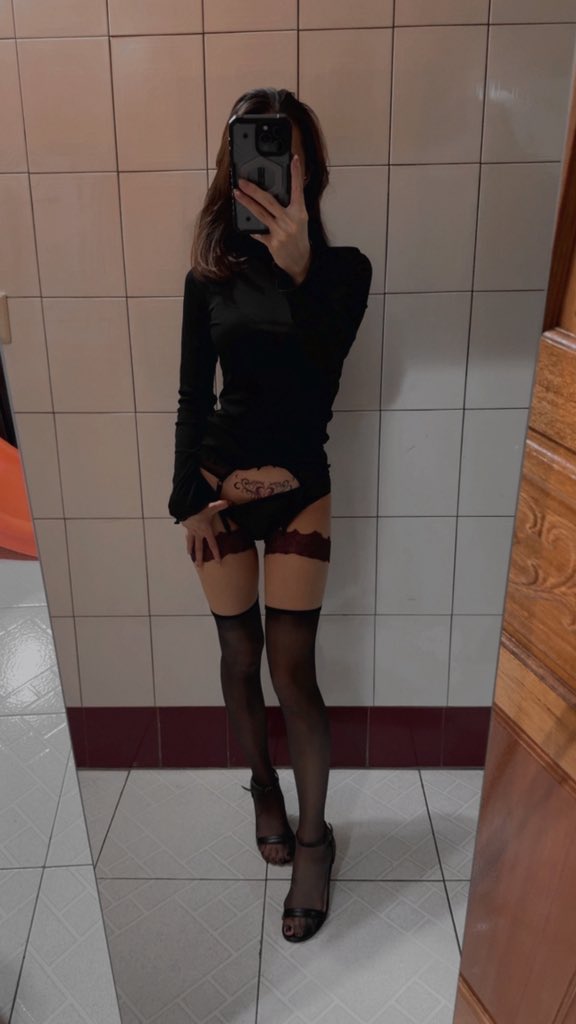 E nya(原味絲襪、大尺模特) tweet media