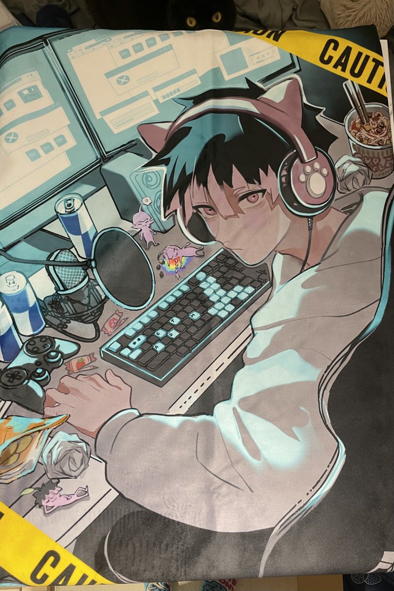 こちらがメガネ拭きのノベルティだそうです！ ブランケットがでっかく