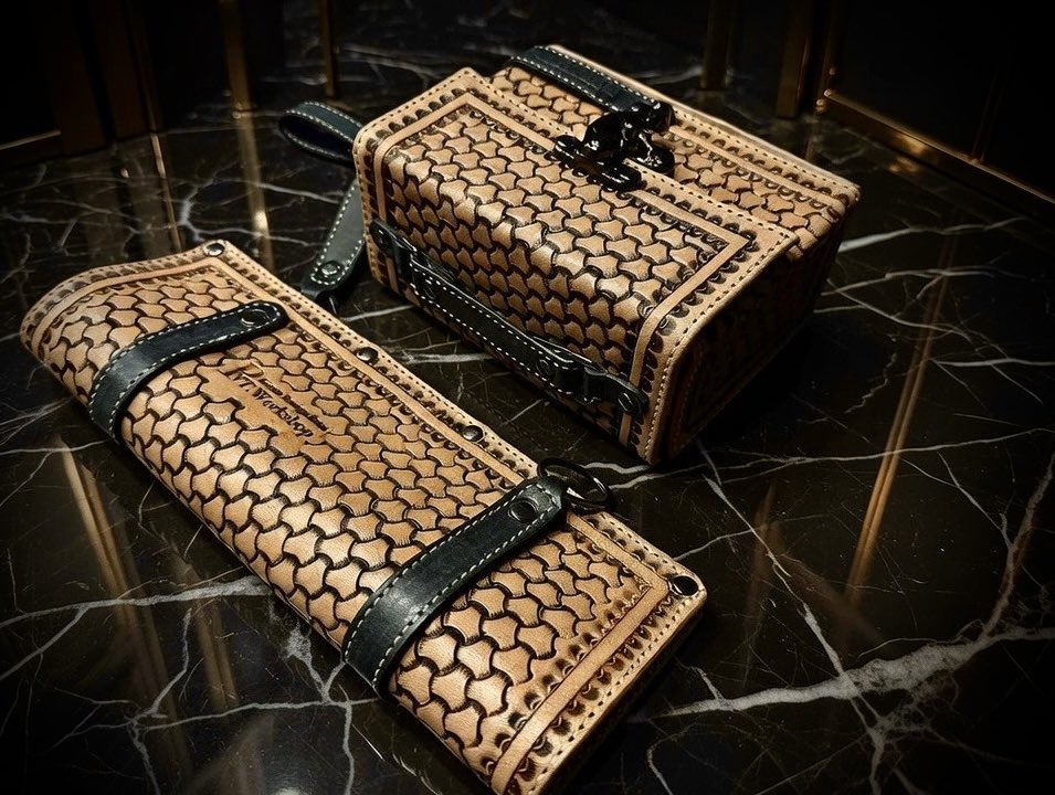 Pvt.W26-DB08&PMB05half 極series collection line master craft 本革