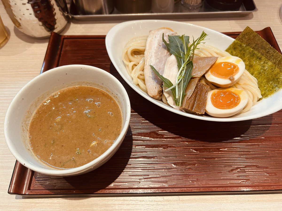 イシビ(大野) tweet media