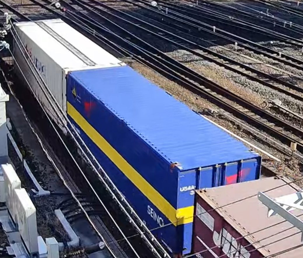 5070レ 13:56京都通過 スズキU49A-38000 西濃運輸U54A-38000