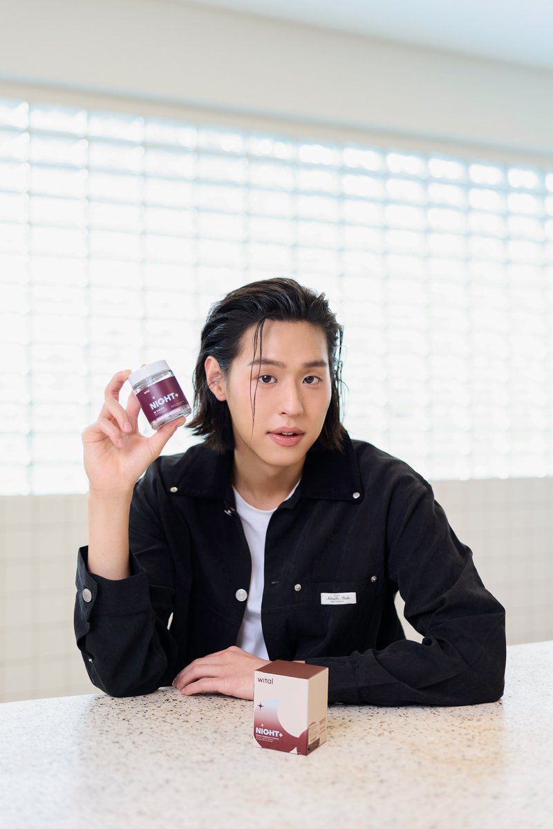 การพักผ่อนที่ดี คือของขวัญให้ตัวเองในทุกคืน ✨

ด้วย WITAL Night+ ที่รวมสารสกัดจากธรรมชาติ
🌙 CherryPURE® (ทาร์ตเชอร์รี่) หลับลึก หลับสนิท ตื่นสดชื่น ช่วยให้สบายตัวขึ้น
🍵 L-Theanine (ใบชาเขียว) หลับง่าย หลับไว ไม่ตื่นกลางดึก
🍋 Lemon Balm ลดความเครียด ปรับอารมณ์
🌼 Chamomile