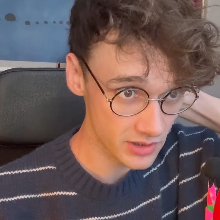 dextbur's tweet image. 