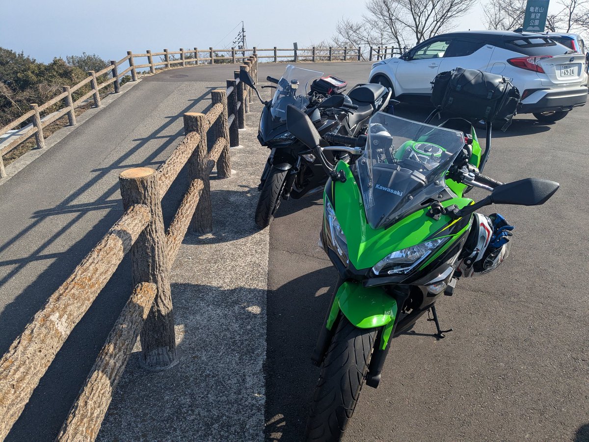 大島の亀老山展望台