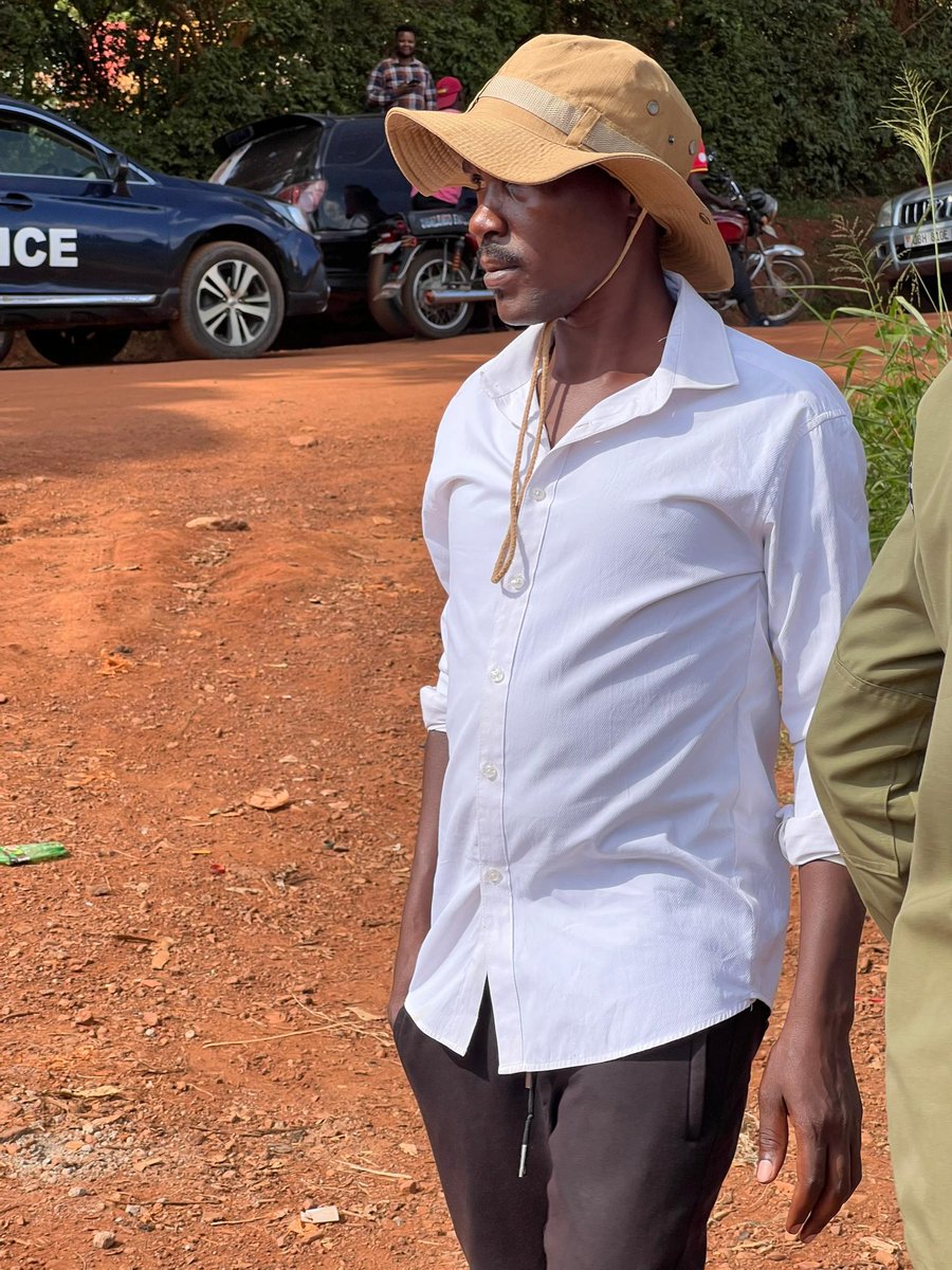 ikotmartha27's tweet image. These are some of the officers who were behind ballot stuffing in Nakawa West..#shameless