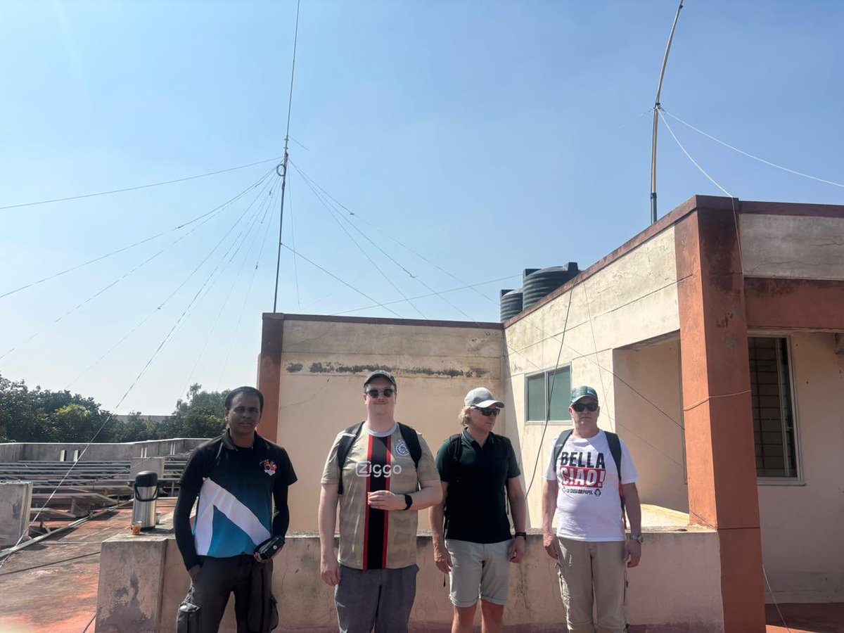 SWDGoK's tweet photo. Antenna set up for HAM filed day and visit of mobile Infrastructure experts from @nokia

Mobile infra experts from Nokia Networks, Finland, actively participated in setting up radio antenas at the ABVR School in Devanahalli, Bangalore Rurak district. Experts Samuli Silvius, Vesa Kalkko, and Olli-Pekka Aro visited our campus to lead the technical setup of radio antennas for the HAM Field Day.

It is a great opportunity to see world-class mobile infrastructure engineers.
 
@CMofKarnataka
@DKShivakumar
@CMahadevappa
@kreisemahithi 
@ArNewsline

#SocialWelfare_Karnataka