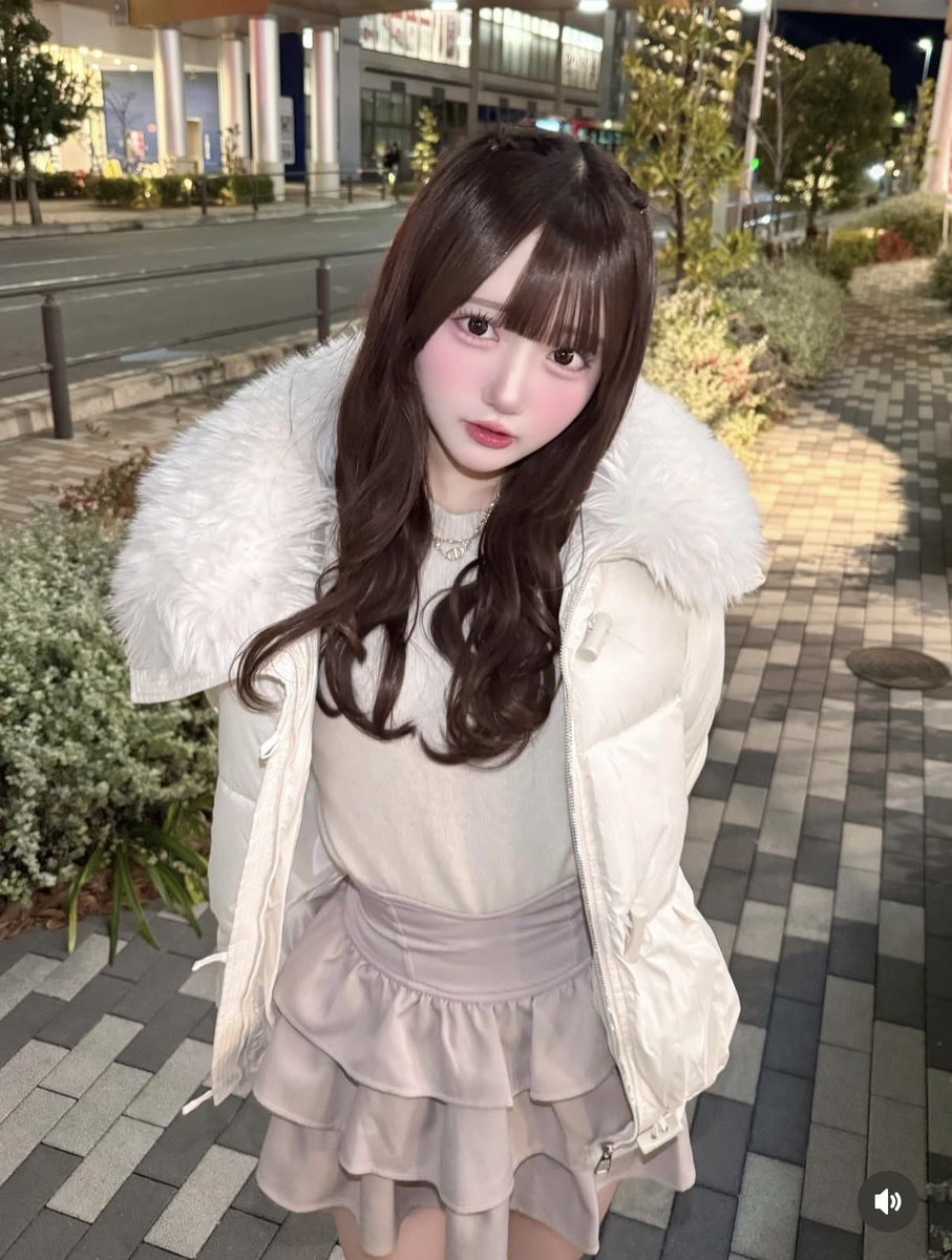 Onephony 田島櫻子ちゃん着用🌸 DHOLIC エコファーカラートグルボタン