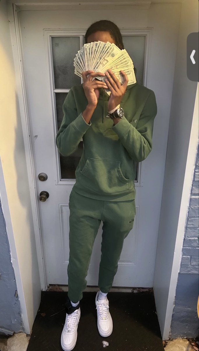 slime🙎🏾 tweet media