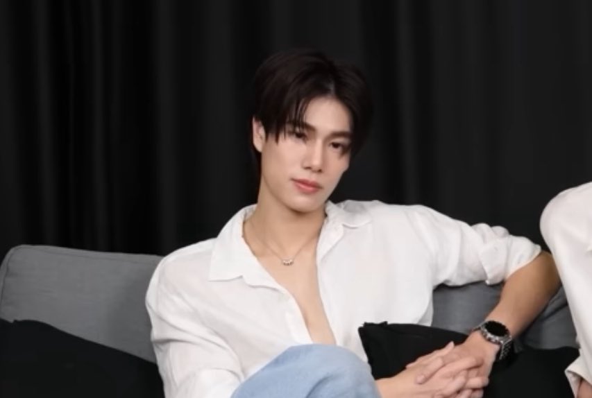 clclclclw's tweet image. He’s so pretty… 

#phuwintang