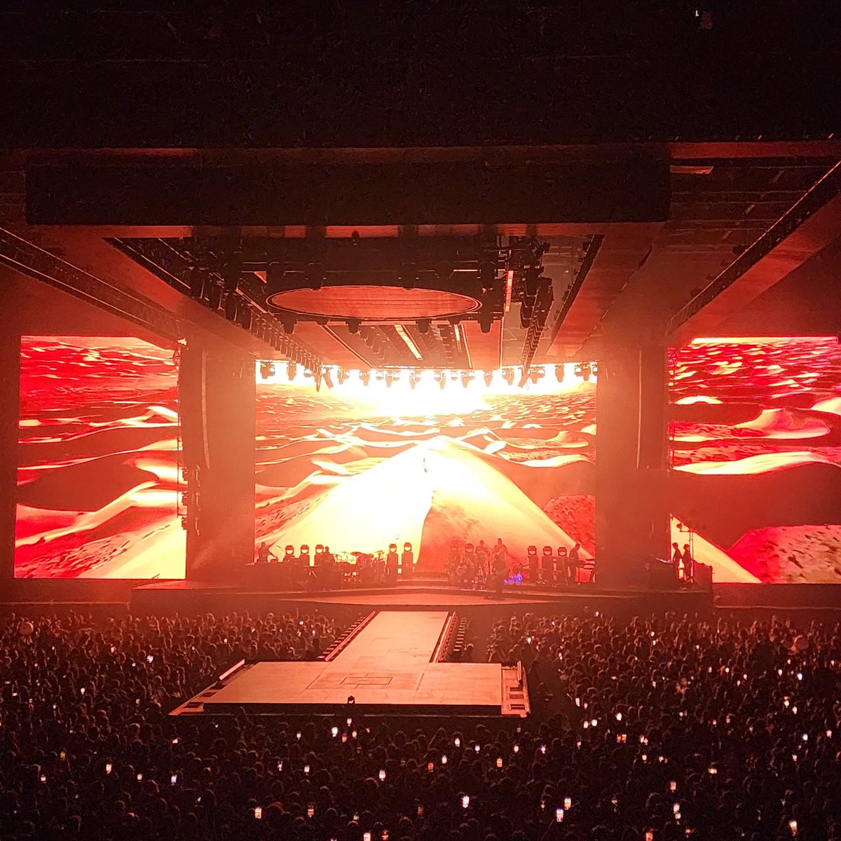 Muhtesem bir konserdi🫠🫠🫠  hic ara vermeden yillarin sesini ayni performansla dinledik.

#Tarkan
<a href="/tarkan/">Tarkan</a>