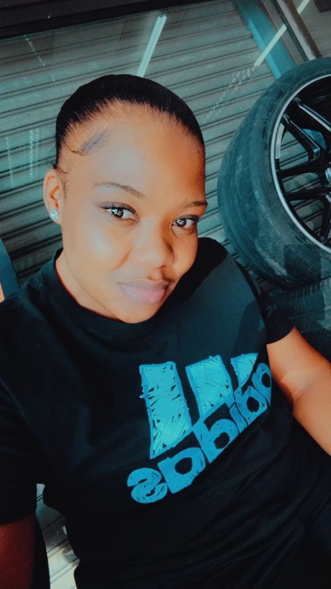 People still saw me as Competition at my lowest,that’s when I knew I was destined for greatness.

Happy Sunday.🙏🏼