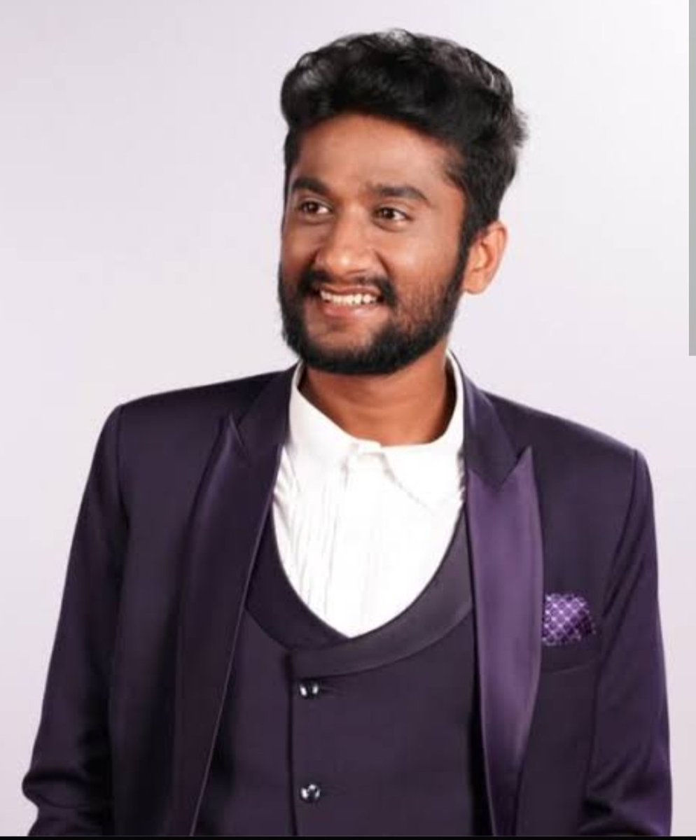 Maxiquish's tweet photo. Prediction: #Gilli has the potential to be what Pradeep Ranganathan was to tamil films.Masses love his comedy and wit,he wants to direct just like PR. Yash avra kirathaka type movie madudre box office🔥KFI needs a young hero with mass pull to fill theaters, gilli is here. #BBK12 https://t.co/XVaOA5GpPm