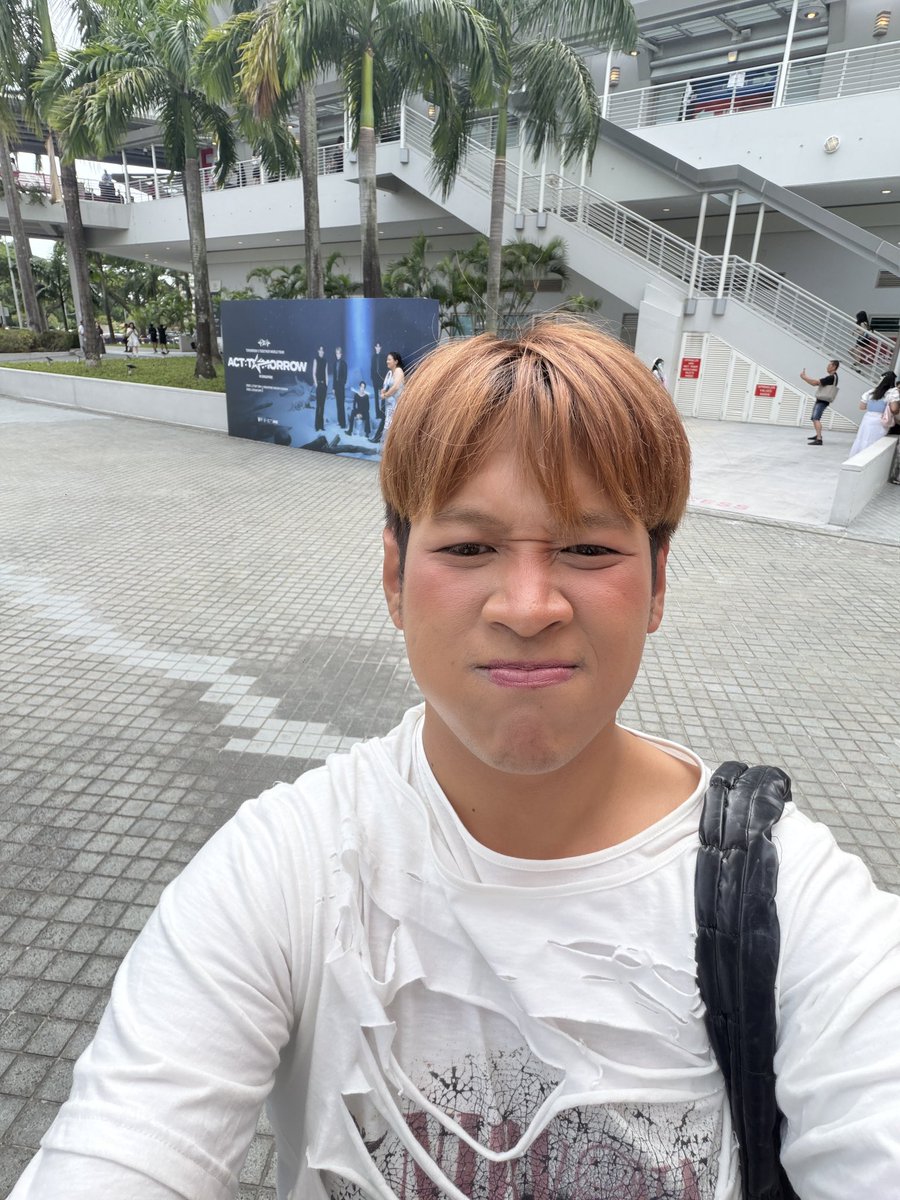 hartii3ii's tweet image. จั้นเหงาาา มาคนเดียว คนไทยในสิงคโปร์อยู่ตรงไหนหมด #TOMORROW_X_TOGETHER #ACTTOMORROW_IN_SINGAPORE