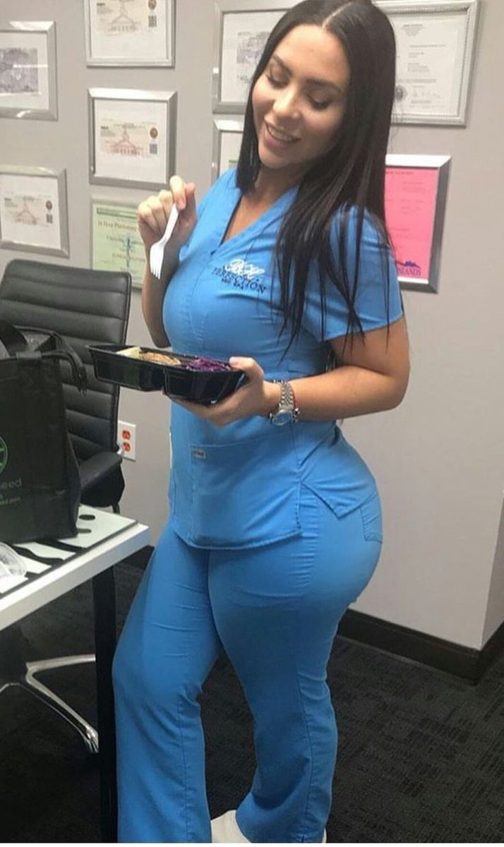 Holaaaaa Enfermera 🤤🤤 (@videotecaroja) on Twitter photo 