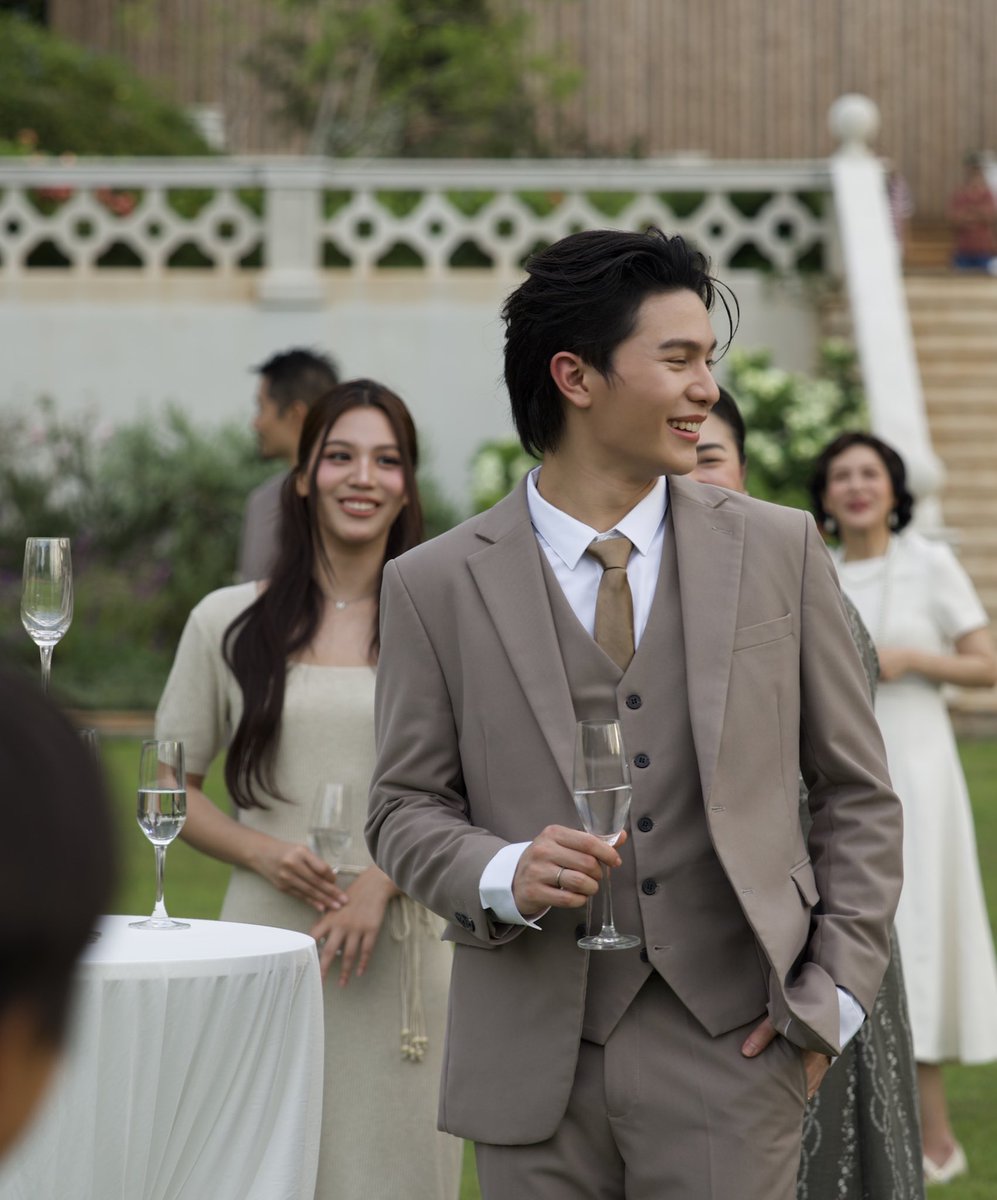 thaempo's tweet image. mok…… you rejected him??!!!