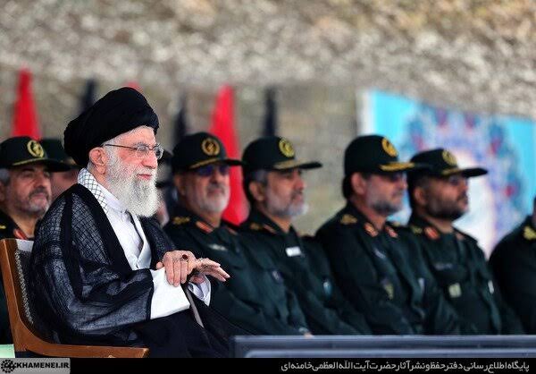 TimesAlphabet's tweet image. Iran's Khamenei admits for the first time that thousands killed in ongoing anti-government protests.

Iran’s Supreme Leader Ayatollah Ali 
Khamenei admitted for the first time that thousands of people were killed amid the ongoing anti-government protests in the country that have…