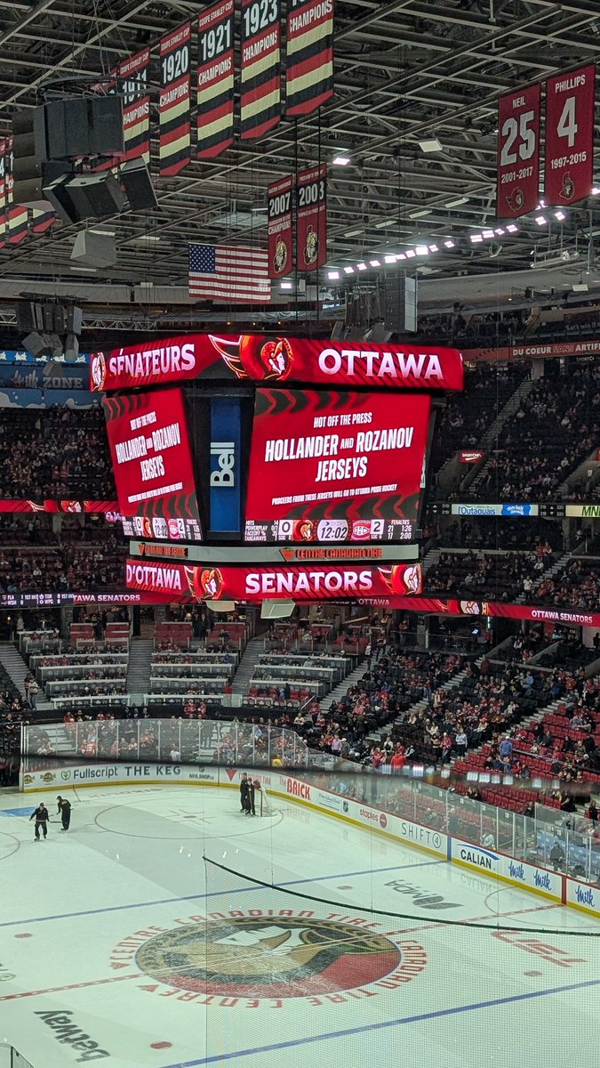 hudsonwupdates's tweet image. The hockey team @Senators was selling Rozanov and Hollander’s jerseys for Ottawa Pride Hockey! A fan also asked about online selling; 

via JBen2A