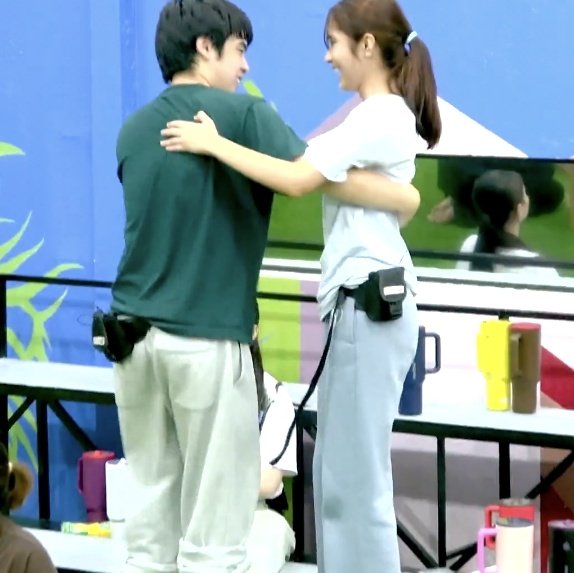 ultjoniean's tweet image. okay po lizguel ???

#PBBCollab20DanceWithMowm