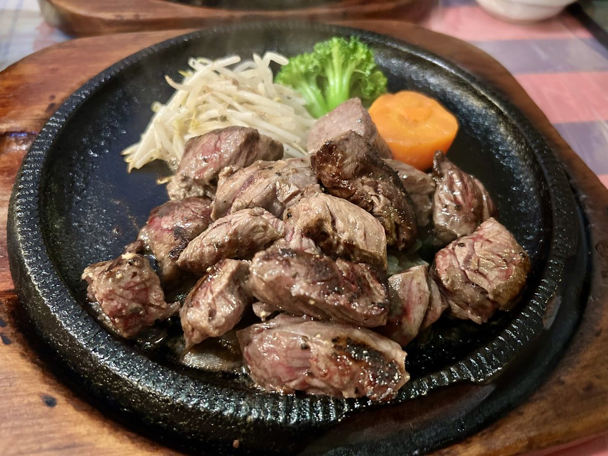 テキサスのランチタイムに滑り込み、8オンスで満足🍖