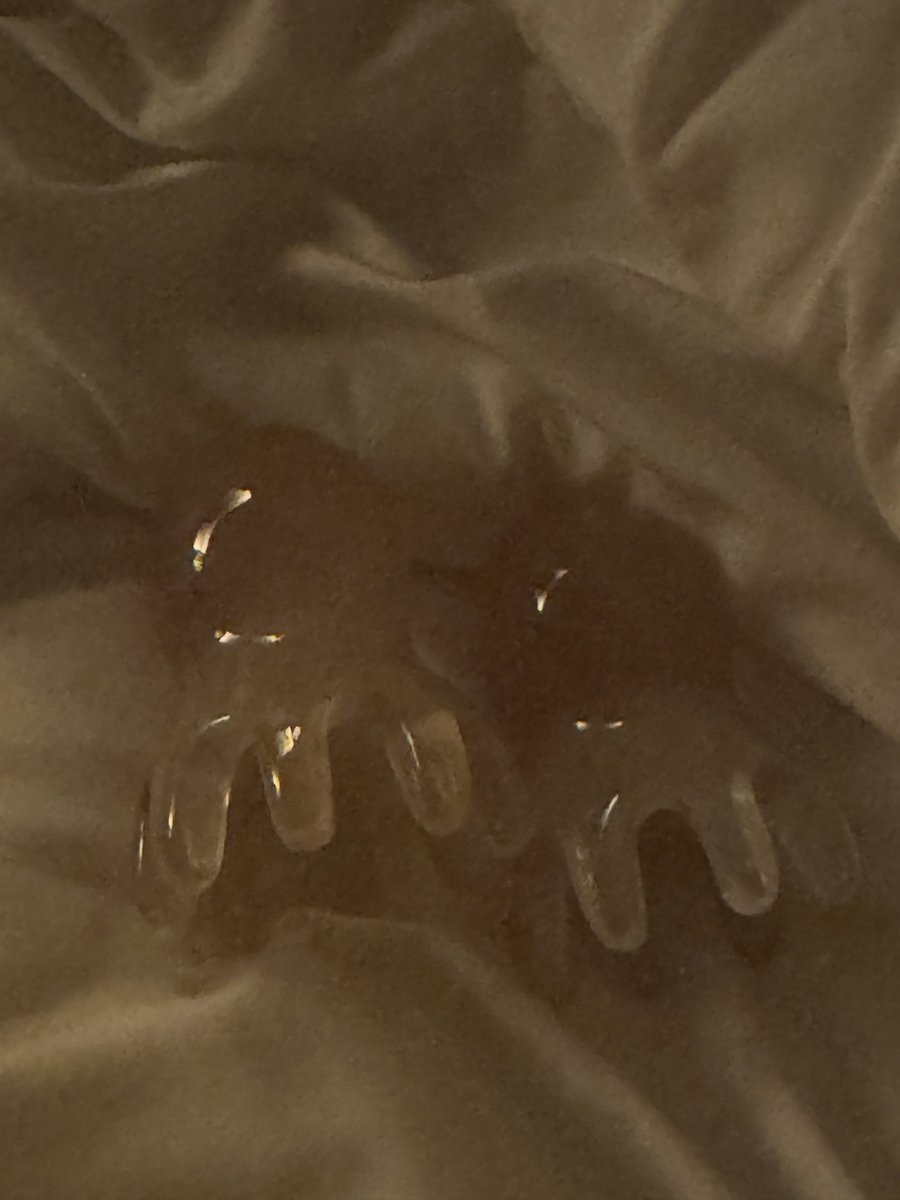 _chanchan01's tweet image. 문어 괄사 원래 사려했는데 미뤗는데 송은석이 어제 라방에서 보여주길래 그냥 삿음 좋음