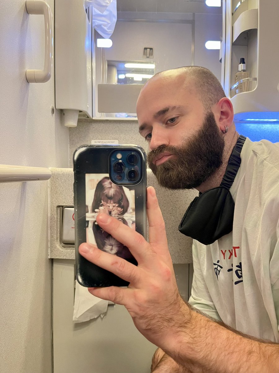 Brit boy in AUSSIE ✈️ 🌏 tweet media