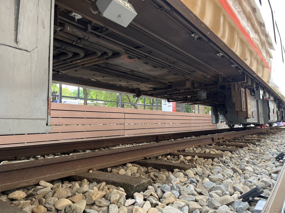 ttedousitaraiin's tweet image. あなた床下機器どこやったの？？？